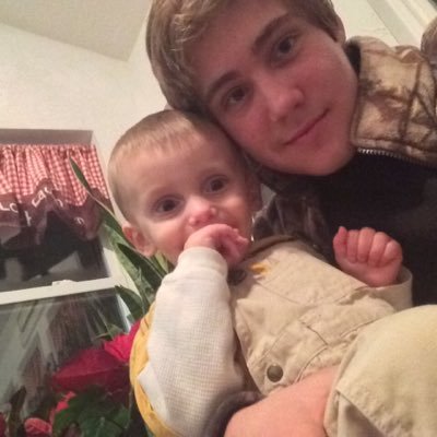 Profile Picture of Mitchell Whitman (@MitchellWhit19) on Twitter