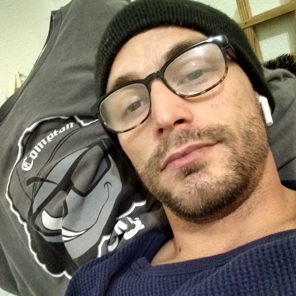 Profile Picture of Bradley Barber (@bradpbarber88) on Poshmark