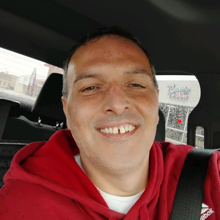 Profile Picture of robertleasure295 (@robertleasure295) on Tiktok