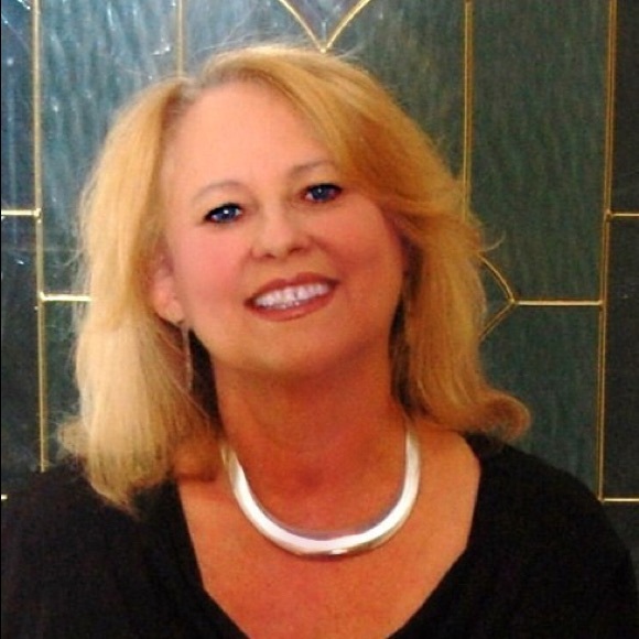 Profile Picture of Shelagh Labiche-bensabat (@slabiche) on Poshmark