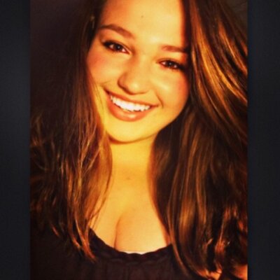 Angela Vladyka - Twitter Profile Picture of Angela Vladyka (@avladyka25) on Twitter