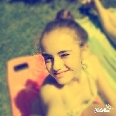 Profile Picture of Lara Green (@laragreen61) on Twitter