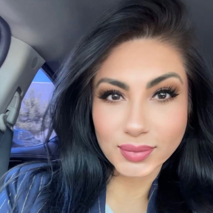 Profile Picture of Paula (@paularmn1) on Tiktok