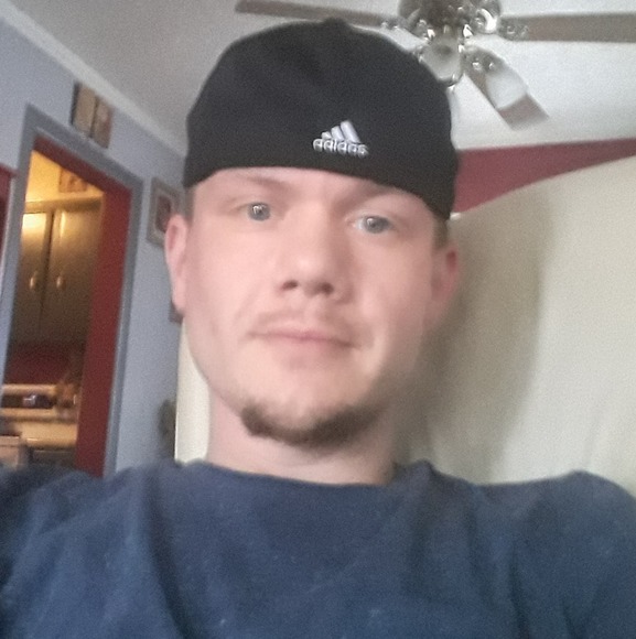 Profile Picture of Scotty Sluss (@slussjr1990) on Poshmark