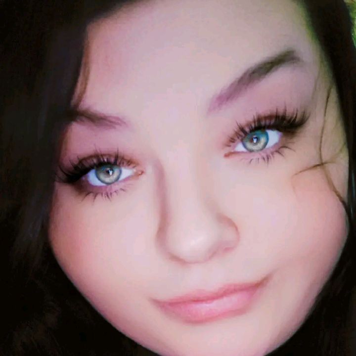 Profile Picture of Amanda York (@amanda.york42) on Tiktok