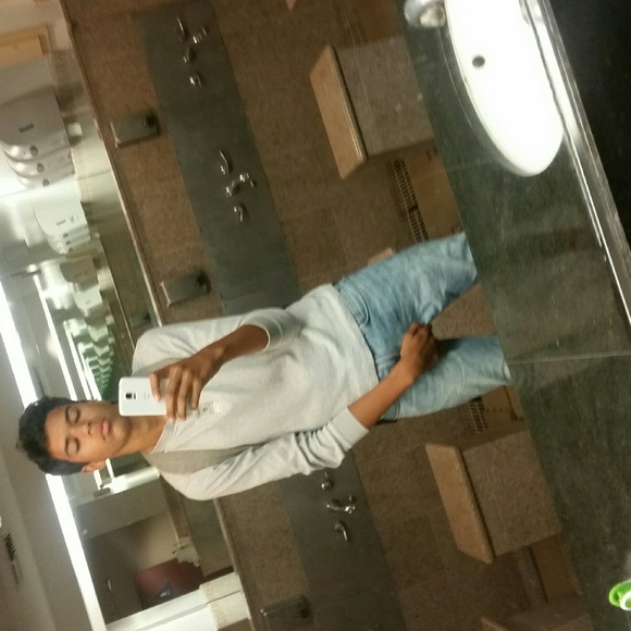 Profile Picture of Jamal Adam (@jamaladam) on Poshmark