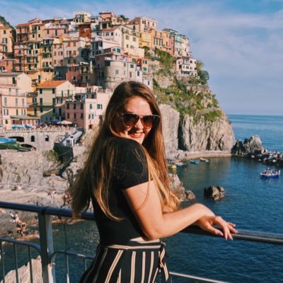 Profile Picture of Cristina Gunther  🌞 (@heyimcristina) on Twitter