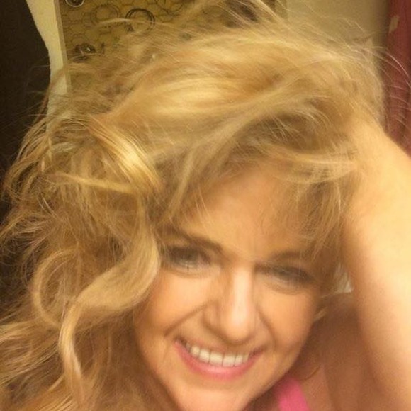 Profile Picture of Tina Cumberland (@tmpope8) on Poshmark