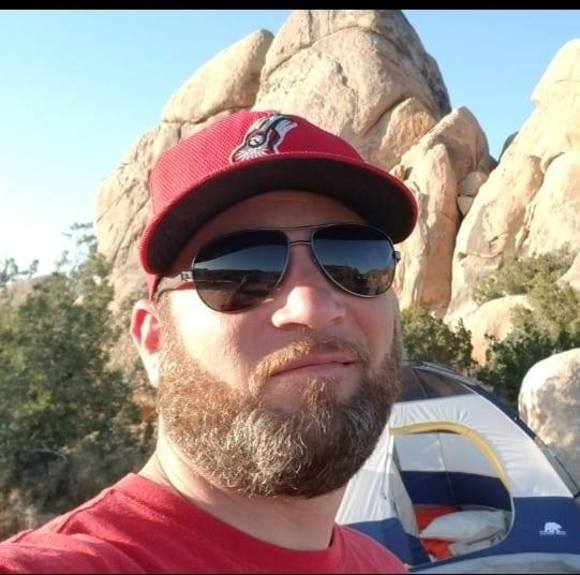 Profile Picture of Jakob Keim (@jkeim3) on Poshmark