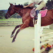 Profile Picture of Gabriella Smith (@the_speckled_duckling) on Youtube