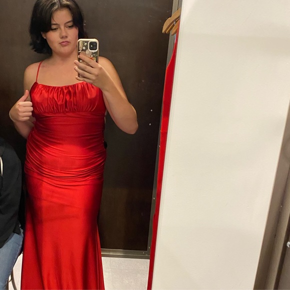 Profile Picture of Jameson Okeefe (@okeefejameson) on Poshmark