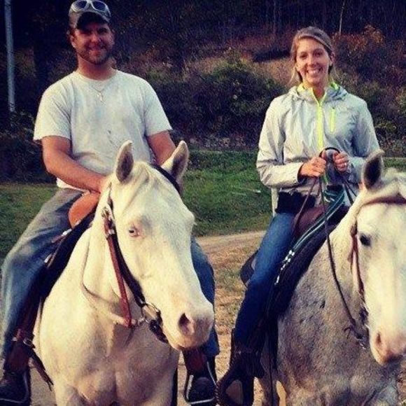 Profile Picture of Jess Casey (@jcasey328) on Poshmark