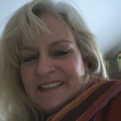 Profile Picture of Deborah Racine (@DeborahRacine) on Twitter