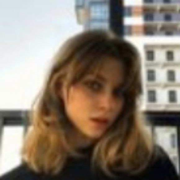 Profile Picture of Myrna Thomas (@myrna9dz879) on Poshmark