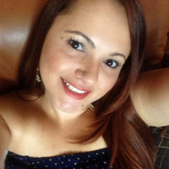 Profile Picture of Leysbely Sardinas (@lsardinas) on Poshmark