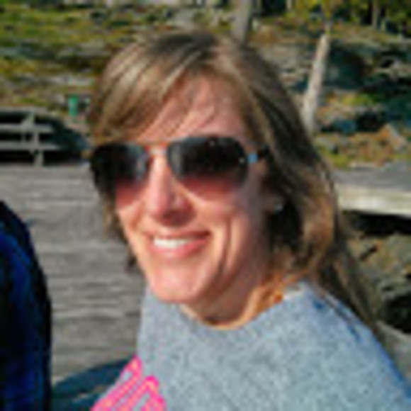 Julia Biersteker - Poshmark Profile Picture of Julia Biersteker (@juliabiersteker) on Poshmark