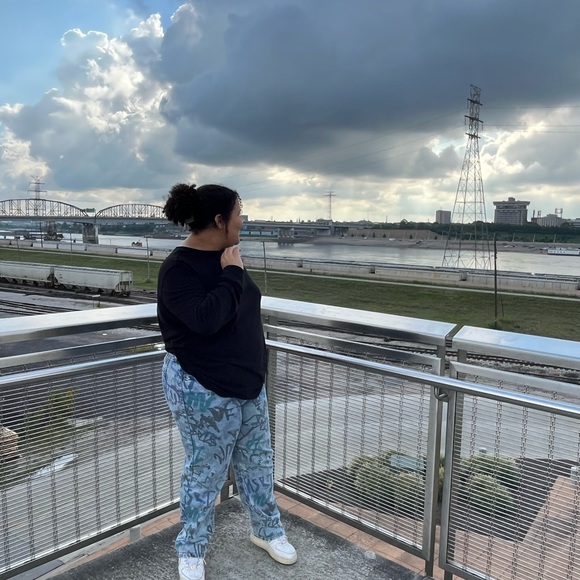 Profile Picture of Daisha Jackson (@daishajackson) on Poshmark