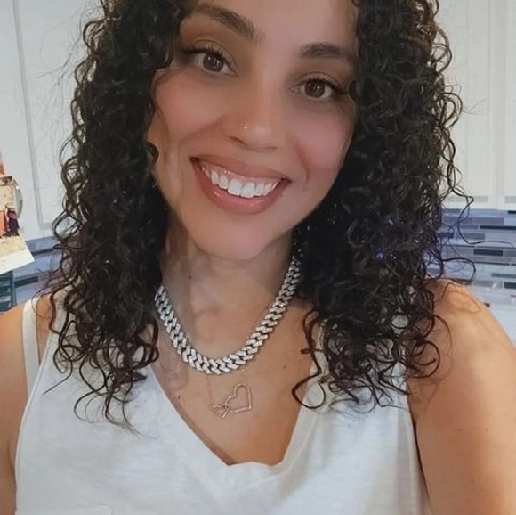 Colie Quenga - Poshmark Profile Picture of Colie Quenga (@coliequenga) on Poshmark