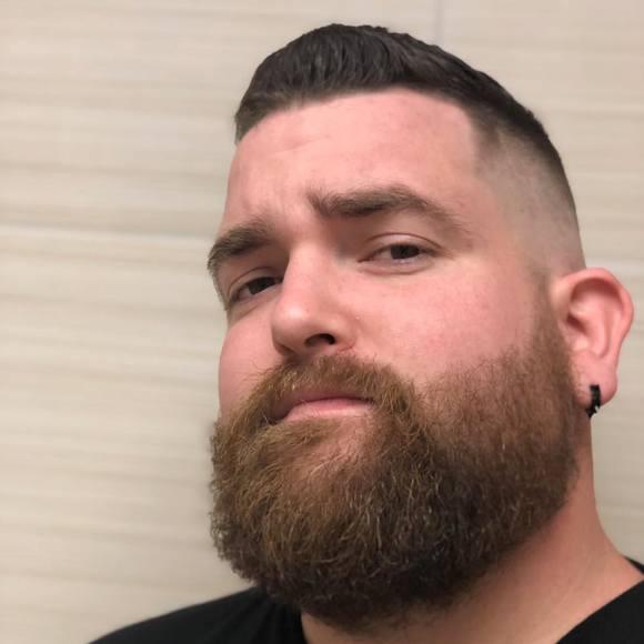 Profile Picture of Aaron Ebersole (@aaronebersole) on Poshmark