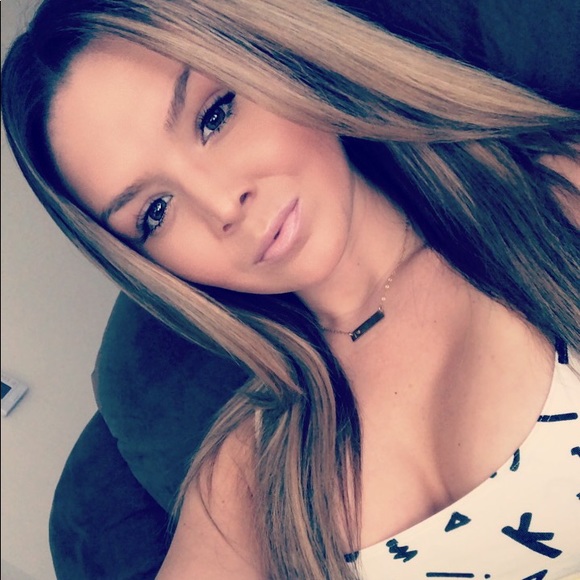 Profile Picture of Nicole Patalano (@nicolepatalano) on Poshmark