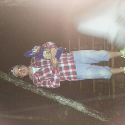 Profile Picture of David Charbonneau (@dcmaconnerie) on Twitter