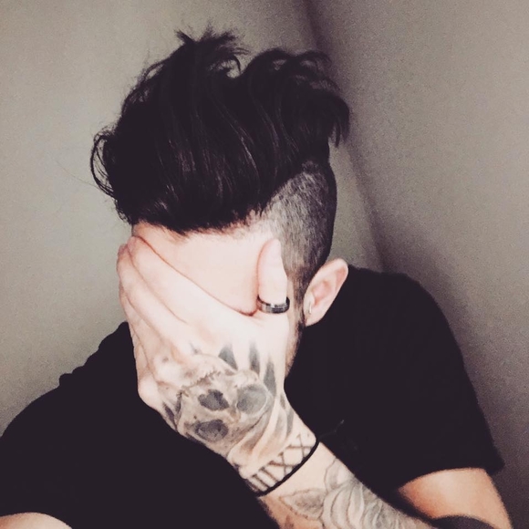 Profile Picture of Nathan Peters (@nateinla12) on Poshmark