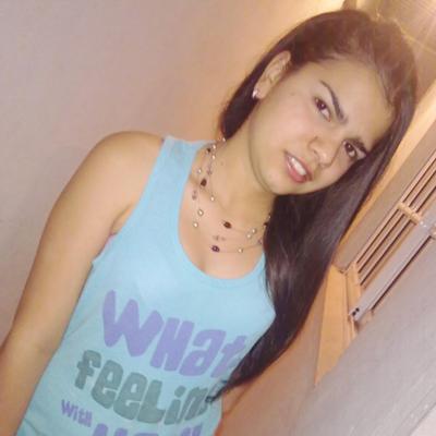 Profile Picture of Paola Ojeda (@aida_p18) on Twitter