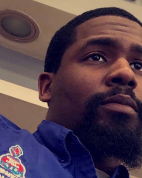 Profile Picture of Darius Thornton (@ddthornton27) on Poshmark