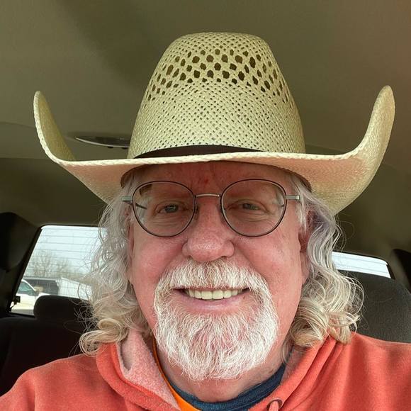 Profile Picture of Paul Badding (@paulbadding) on Poshmark