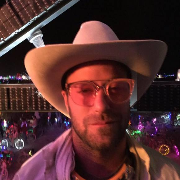 Profile Picture of James Debello (@jimmydebello) on Poshmark