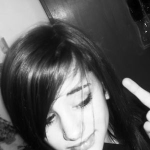 Profile Picture of Bonnie Bay (@ilovehim.4.eva) on Myspace