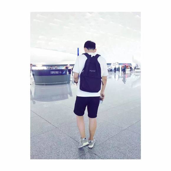 Profile Picture of Yiqi Yao (@yyq117) on Poshmark