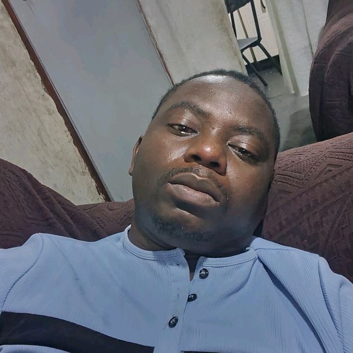 Profile Picture of TomTau (@tomtau5) on Tiktok