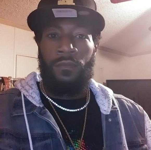 Profile Picture of Jeremy Little (@jamstat85) on Poshmark
