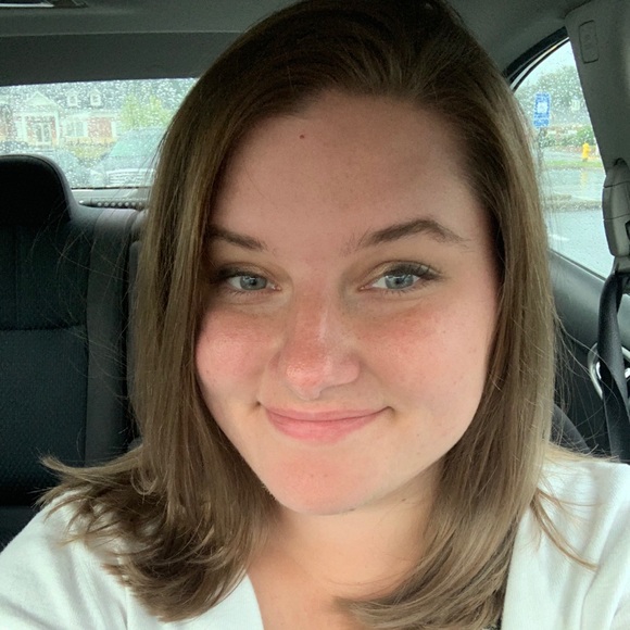 Profile Picture of Nancy Cain (@nancy_cain) on Poshmark