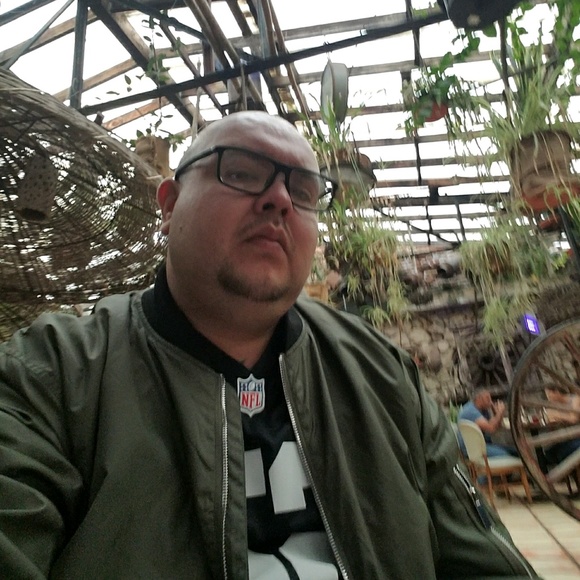 Profile Picture of Keith Padilla (@clmoney) on Poshmark