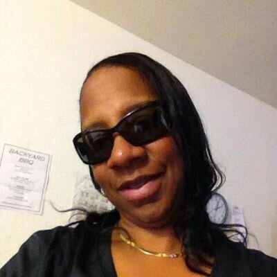 Profile Photo of Gloria Ellis (@gloriaellis07) on Twitter