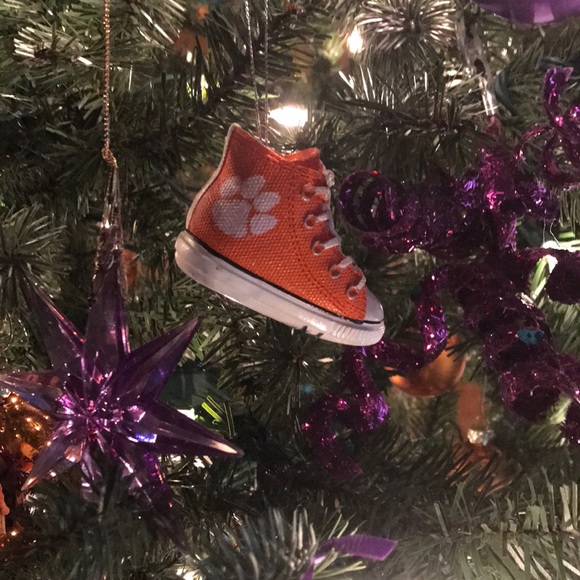 Profile Picture of Lori Looper (@doodlemom281) on Poshmark