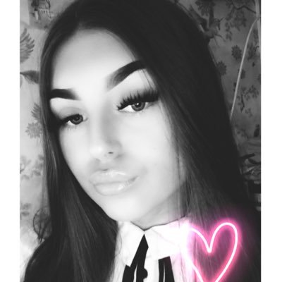 Profile Picture of Amy Sutcliffe (@amysutcliffe20) on Twitter