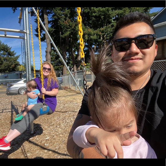 Profile Picture of Julia Hayden (@jhayden98) on Poshmark