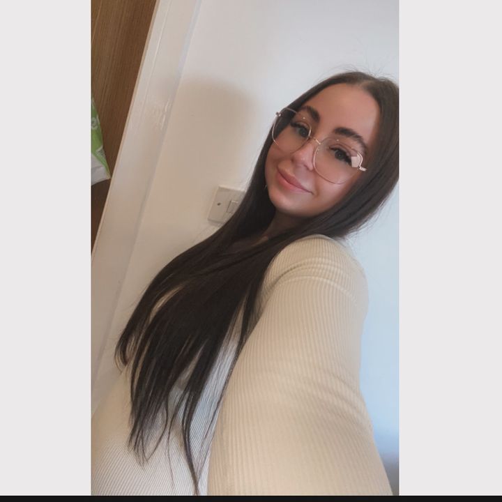Profile Picture of Lucy Phillips (@@lucyphillips1991) on Tiktok