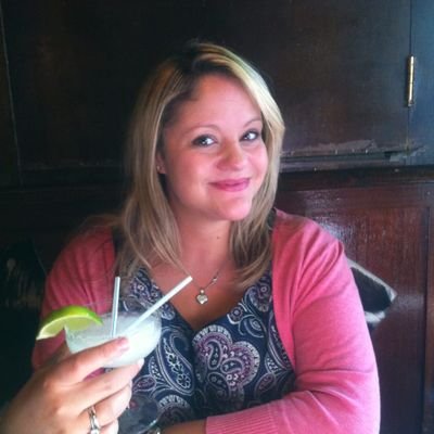 Profile Picture of VickyMackenzie-Grieve (@Vickymackenzie5) on Twitter