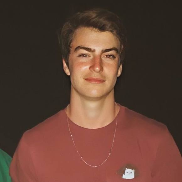 Profile Picture of Aaron Hack (@moneyhack02) on Poshmark