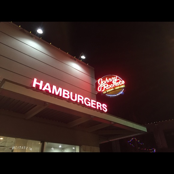 Profile Picture of Indiana Rives (@indianarives) on Poshmark