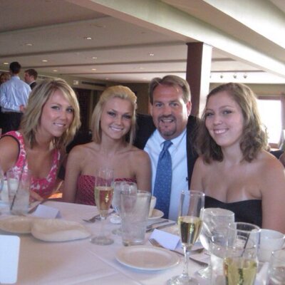 Profile Picture of Mark Burgett (@markjburgett) on Twitter