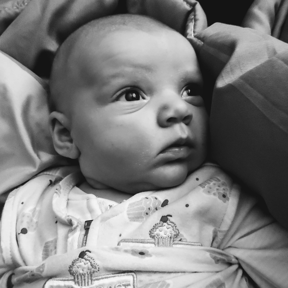 Profile Picture of Stephanie Thomas (@sardjt00123) on Poshmark