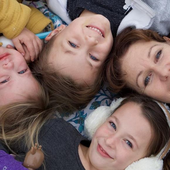 Profile Picture of Brenda Rossberg (@bjrossberg) on Poshmark