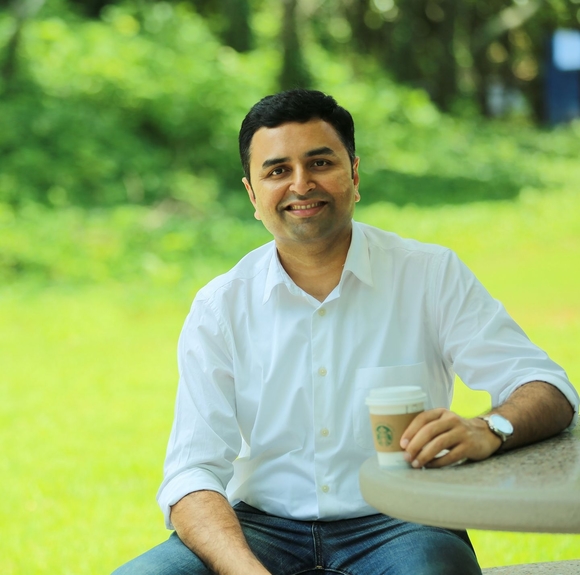Profile Picture of Ram Manchikalapudi (@rmanchi603) on Poshmark