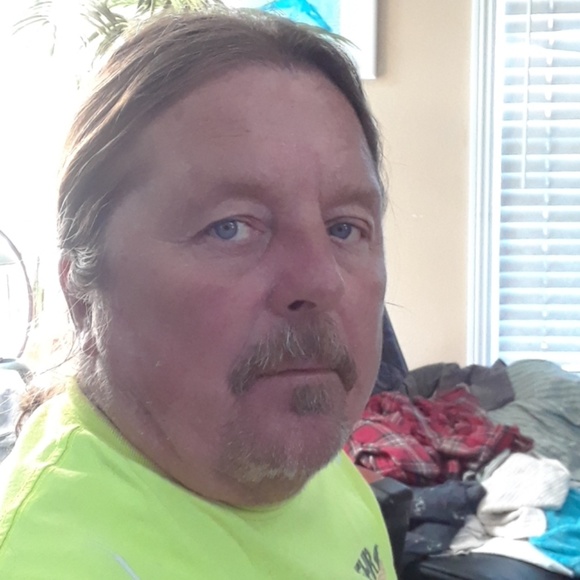 Profile Picture of Jon Majoros (@jonthepainter69) on Poshmark