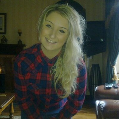 Profile Picture of Lucy Mclaughlin (@lucymc94) on Twitter